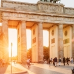 Brandenburger Tor, Pariser Platz