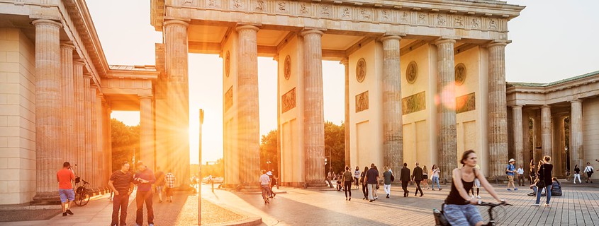 Brandenburger Tor, Pariser Platz